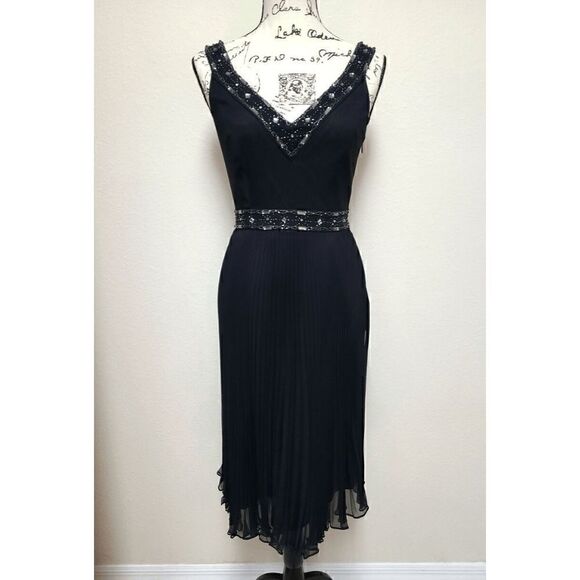 LAUNDRY BY SHELLI SEGAL Black Beaded V-Neck Pleated Dress NEW MSRP $340 SIZE 2 - Picture 11 of 17